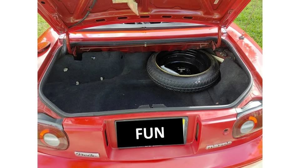 1993 Mazda NA MX-5 Miata - Image 10 of 10