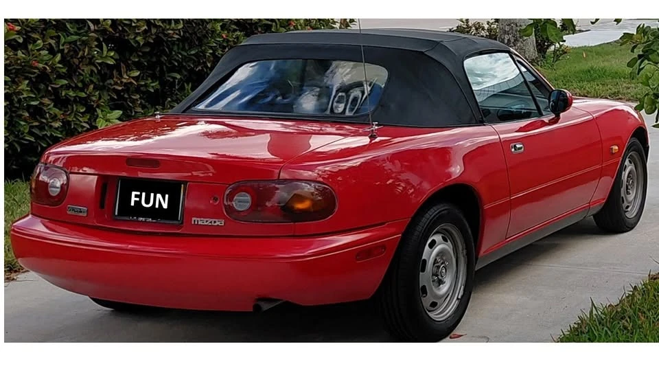 1993 Mazda NA MX-5 Miata - Image 6 of 10