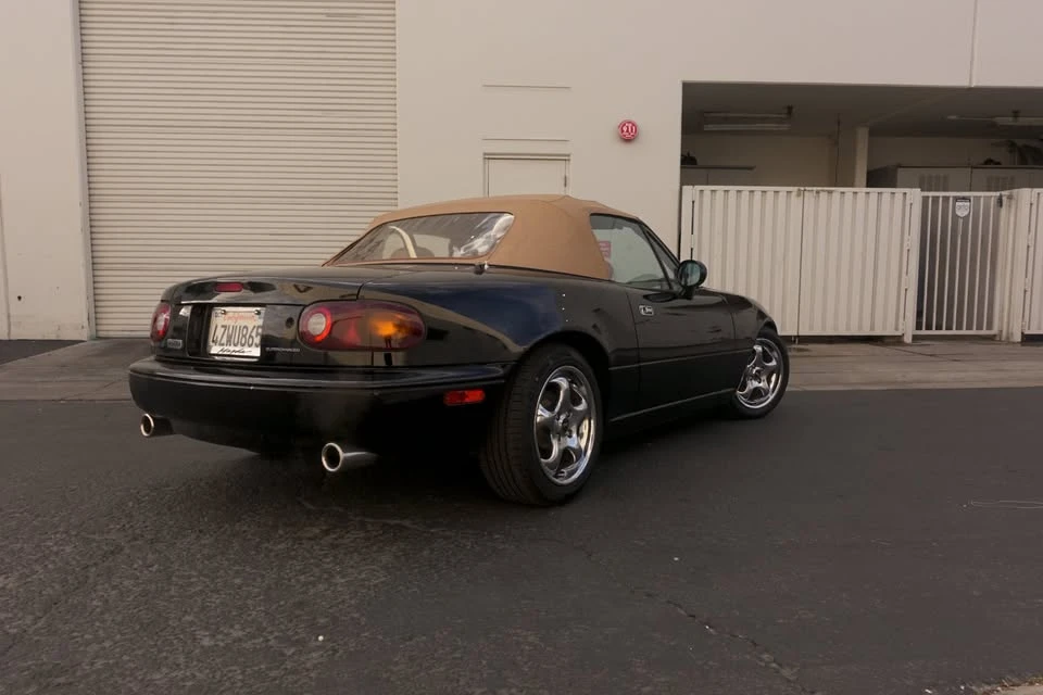 1993 Mazda NA MX-5 Miata - Image 3 of 8