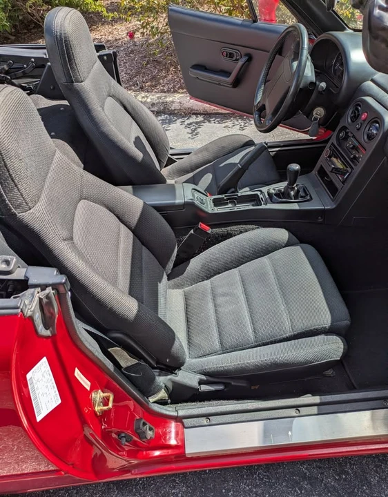 1993 Mazda NA MX-5 Miata - Image 5 of 12