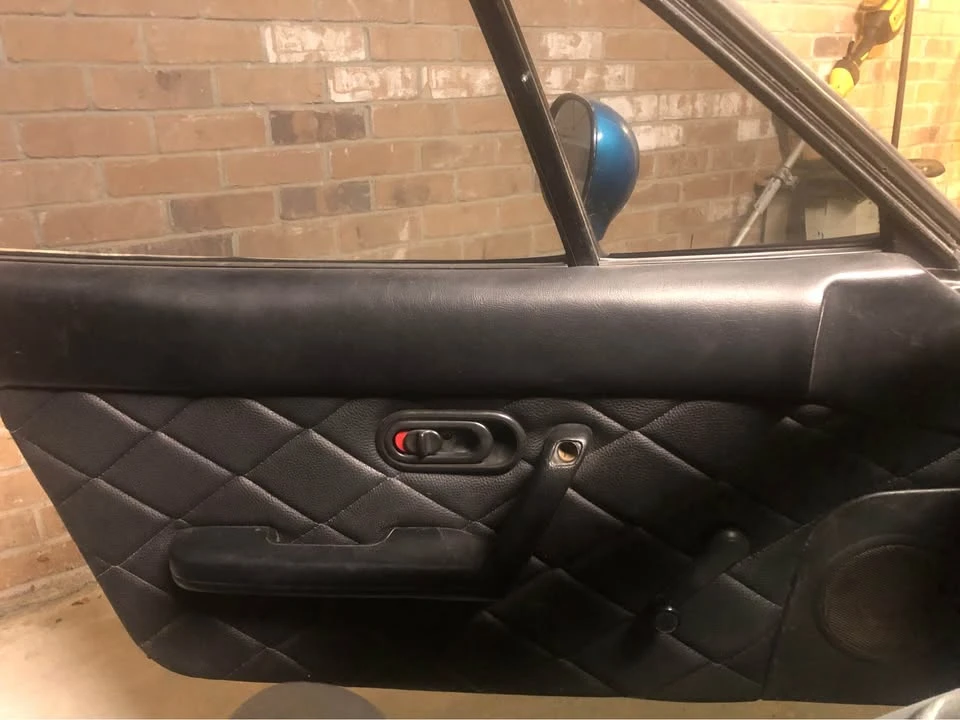1993 Mazda NA MX-5 Miata - Image 7 of 11