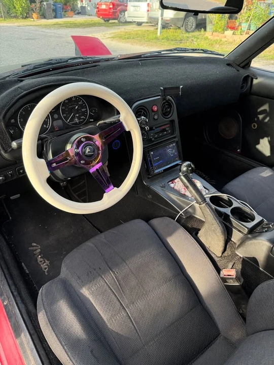 1993 Mazda NA MX-5 Miata - Image 6 of 7