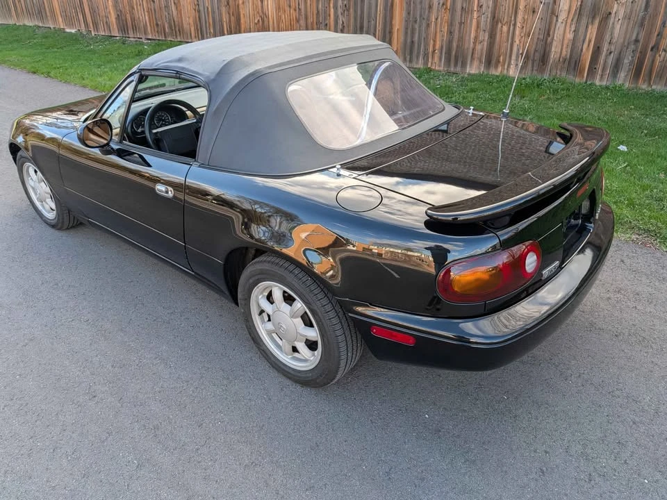 1993 Mazda NA MX-5 Miata - Image 6 of 12