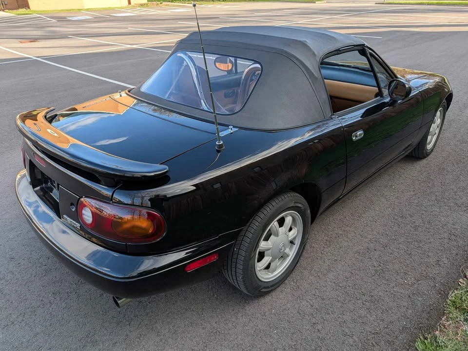 1993 Mazda NA MX-5 Miata - Image 4 of 12