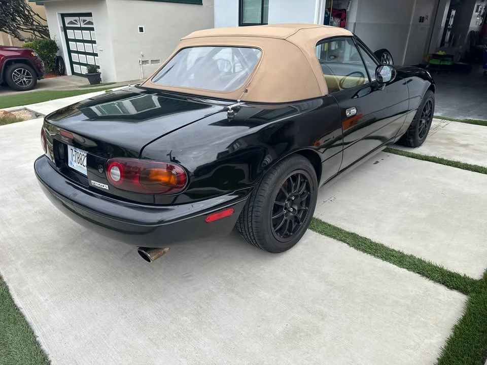 1993 Mazda NA MX-5 Miata - Image 9 of 11