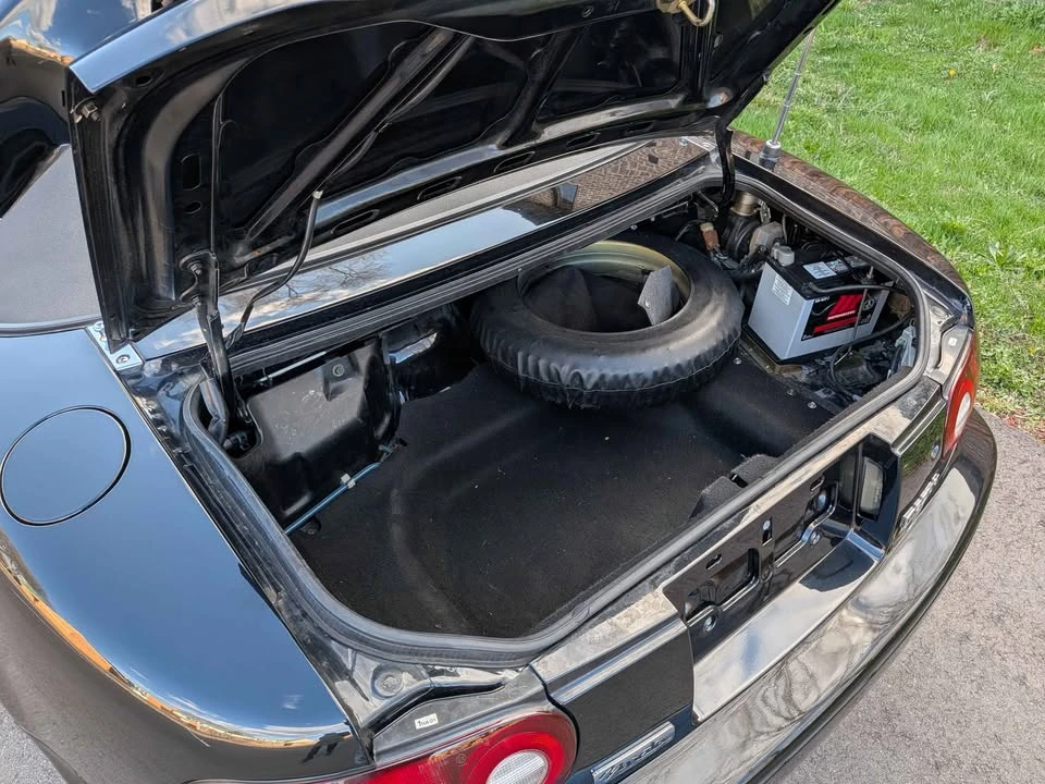 1993 Mazda NA MX-5 Miata - Image 8 of 12
