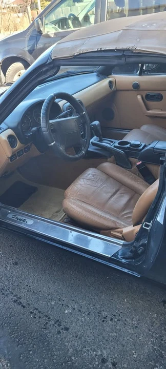 1993 Mazda NA MX-5 Miata - Image 6 of 6
