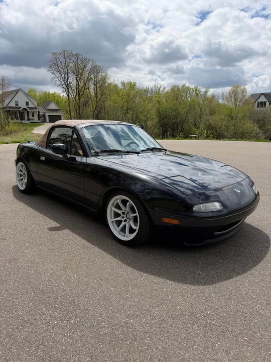 1993 Mazda NA MX-5 Miata - Image 2 of 10