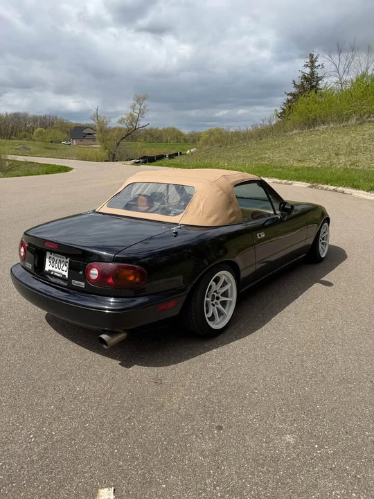 1993 Mazda NA MX-5 Miata - Image 3 of 10