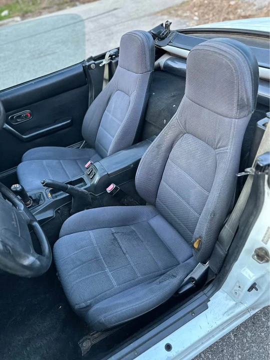 1993 Mazda NA MX-5 Miata - Image 8 of 16