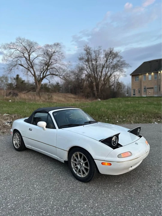 1993 Mazda NA MX-5 Miata - Image 16 of 16