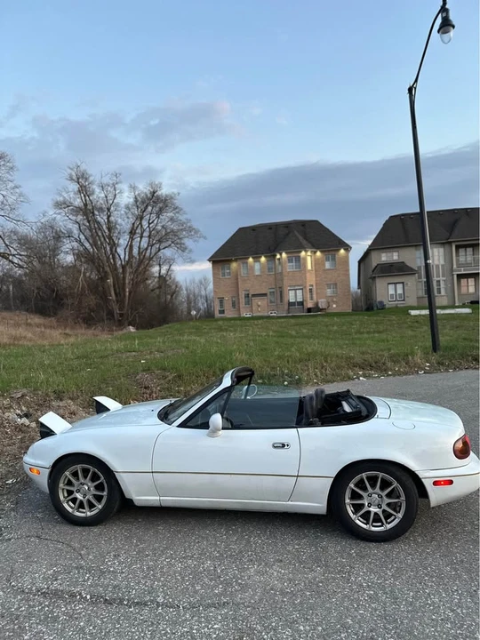 1993 Mazda NA MX-5 Miata - Image 3 of 16