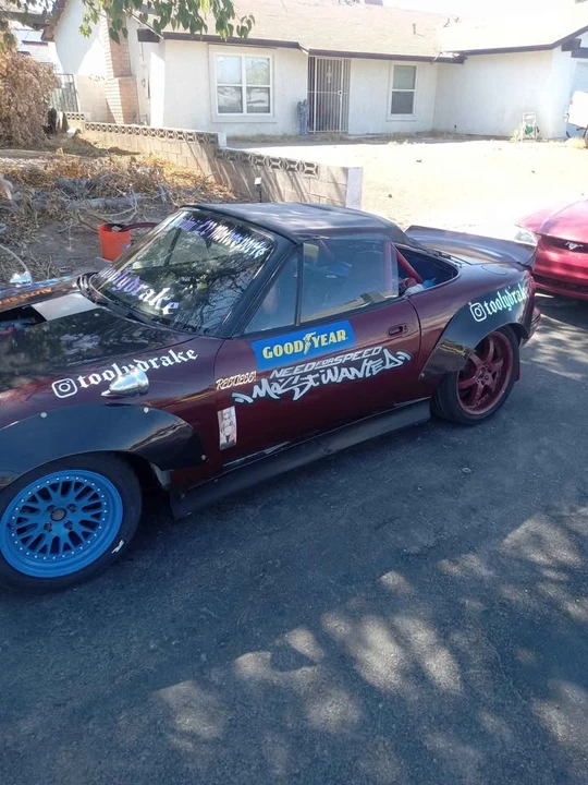 1993 Mazda NA MX-5 Miata - Image 6 of 10