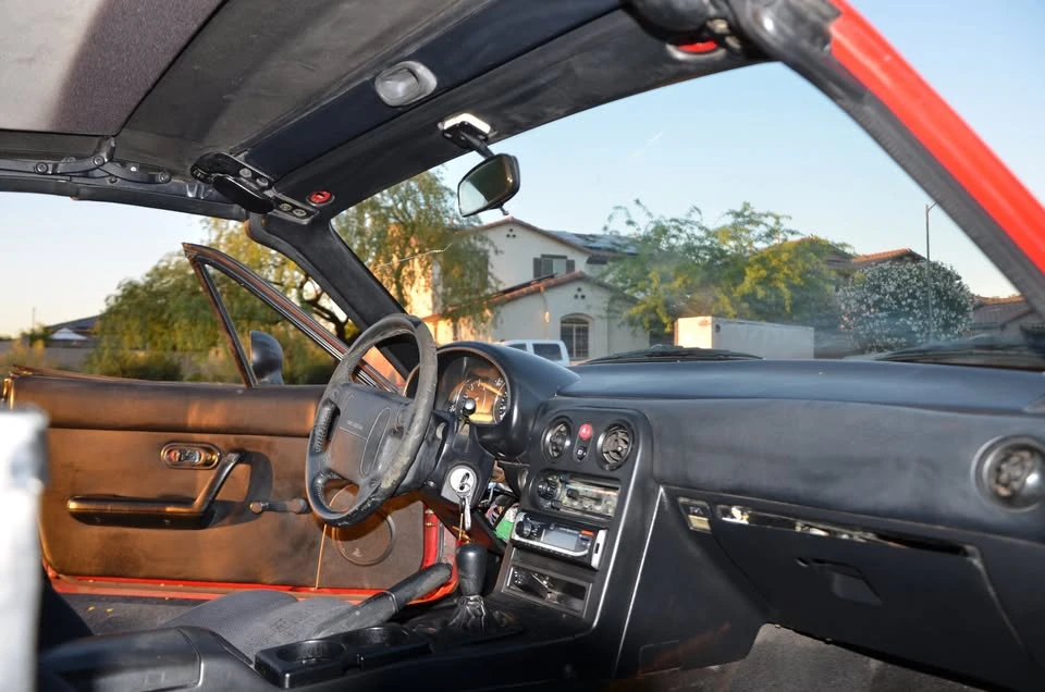 1993 Mazda NA MX-5 Miata - Image 11 of 12