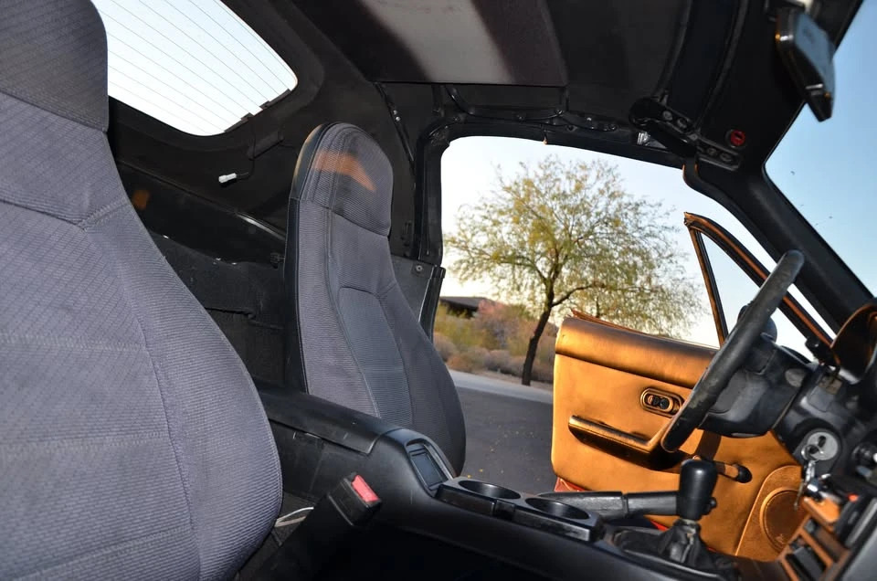 1993 Mazda NA MX-5 Miata - Image 10 of 12