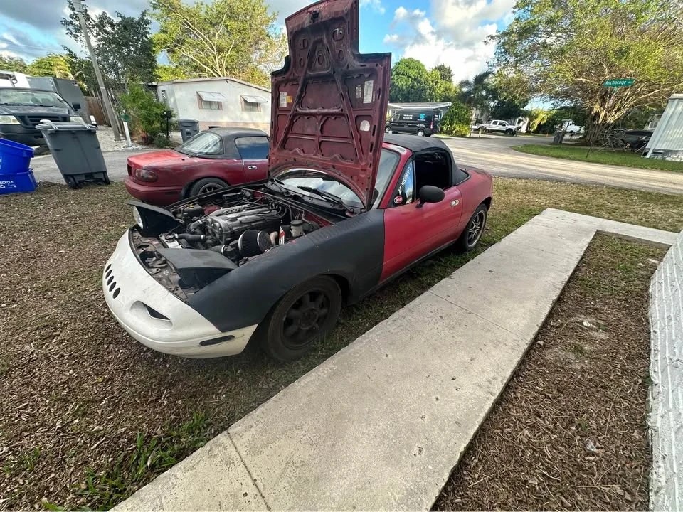 1993 Mazda NA MX-5 Miata - Image 10 of 17