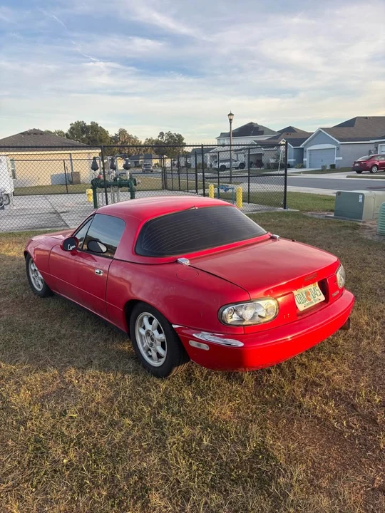 1993 Mazda NA MX-5 Miata - Image 6 of 11