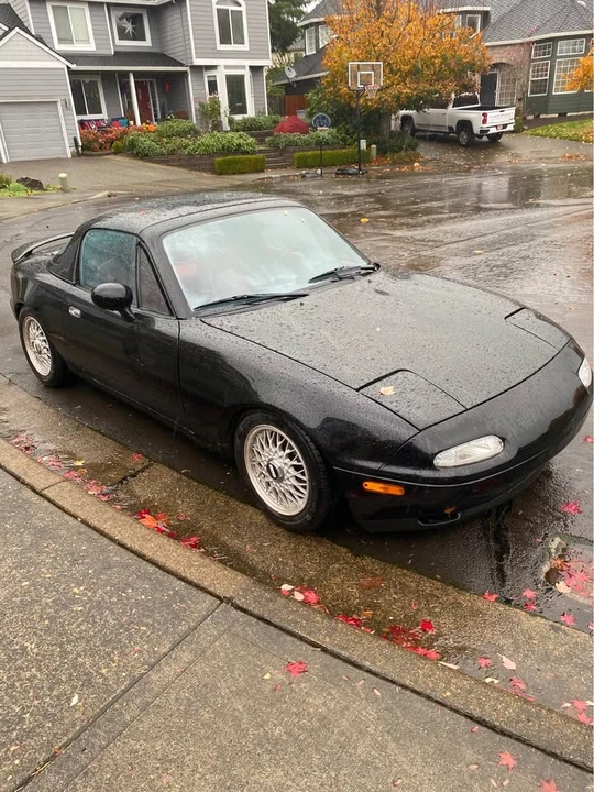 1993 Mazda NA MX-5 Miata - Image 6 of 10