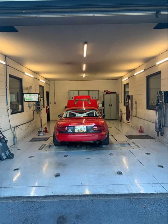 1993 Mazda NA MX-5 Miata - Image 6 of 17