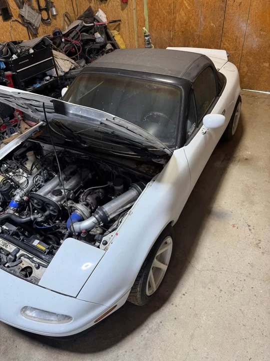 1993 Mazda NA MX-5 Miata - Image 6 of 10