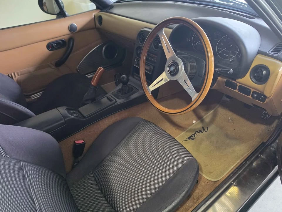 1993 Mazda NA MX-5 Miata - Image 11 of 13