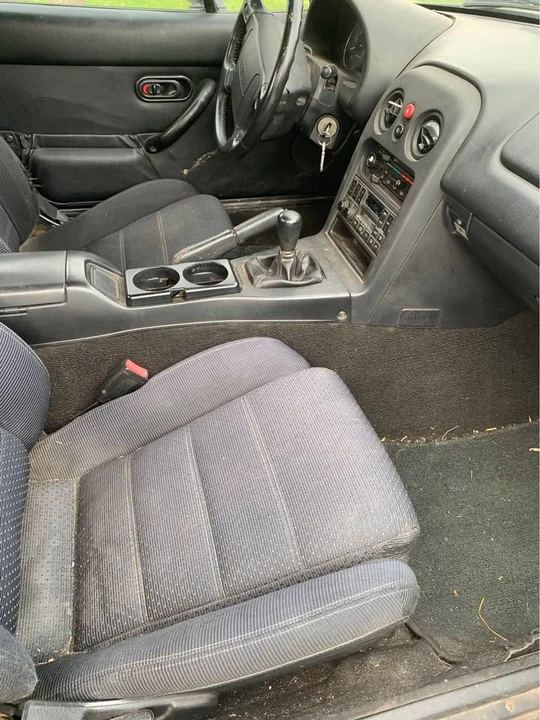 1993 Mazda NA MX-5 Miata - Image 7 of 11