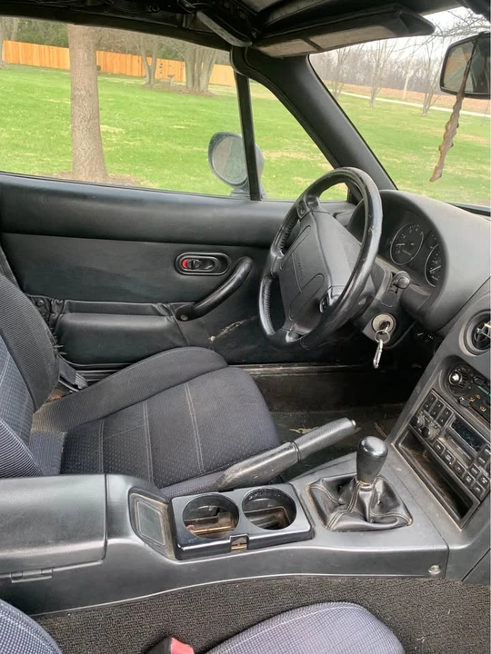 1993 Mazda NA MX-5 Miata - Image 10 of 11