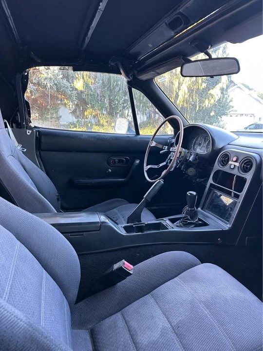 1993 Mazda NA MX-5 Miata - Image 7 of 12