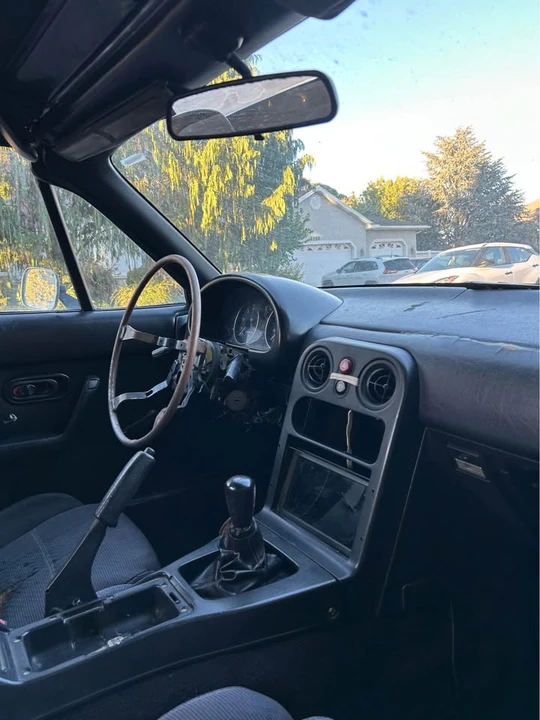 1993 Mazda NA MX-5 Miata - Image 9 of 12