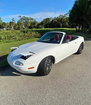 1993 Mazda MX-5 Miata Convertible 2D