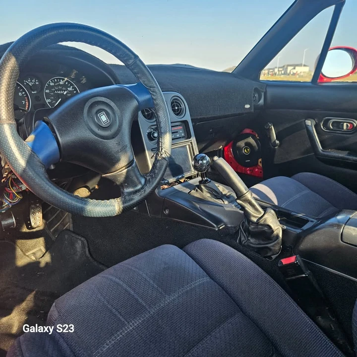 1993 Mazda NA MX-5 Miata - Image 5 of 8