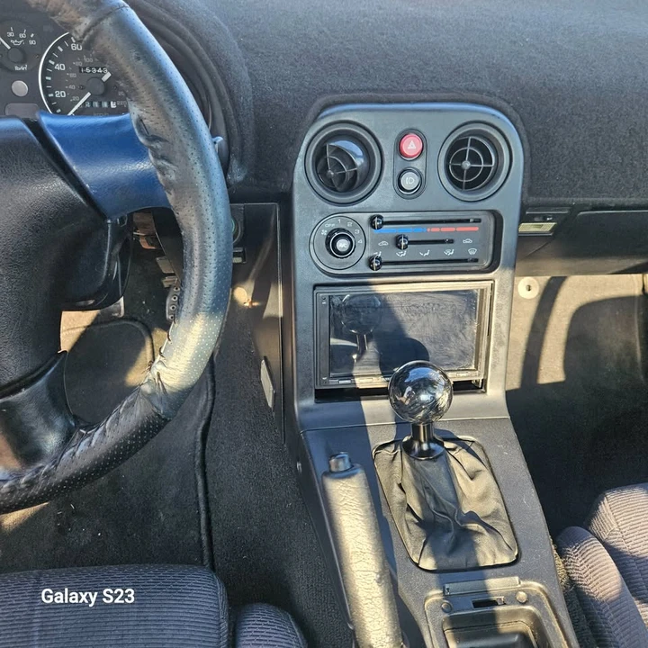 1993 Mazda NA MX-5 Miata - Image 4 of 8