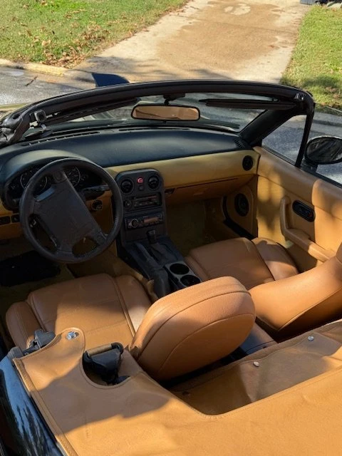 1993 Mazda NA MX-5 Miata - Image 7 of 12