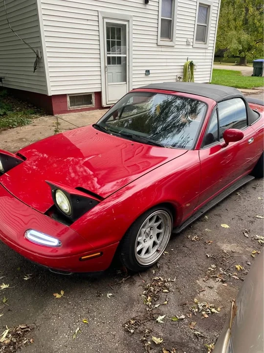 1993 Mazda NA MX-5 Miata - Image 2 of 17
