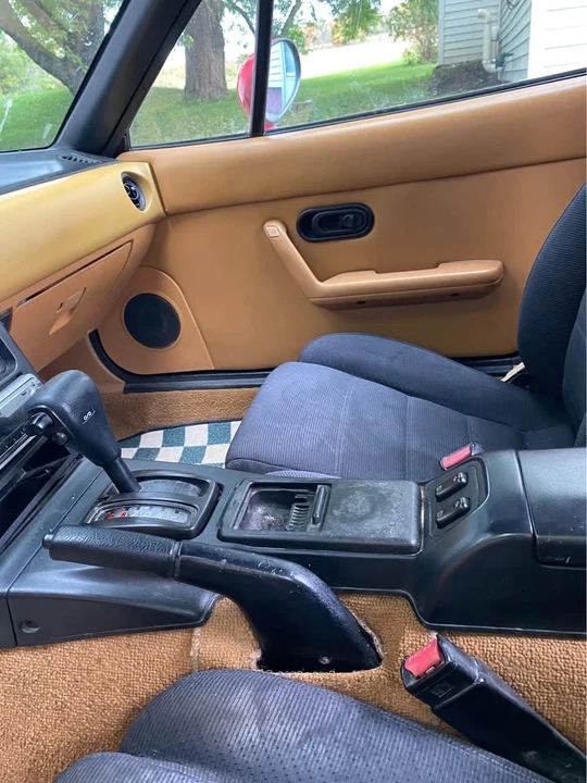 1993 Mazda NA MX-5 Miata - Image 9 of 17