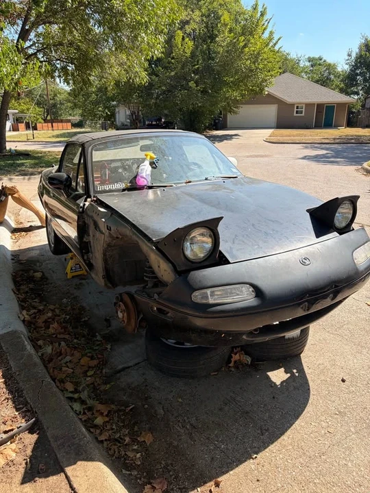 1993 Mazda NA MX-5 Miata - Image 2 of 15
