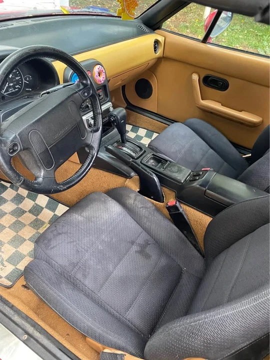 1993 Mazda NA MX-5 Miata - Image 7 of 18