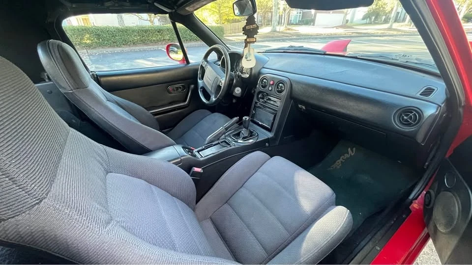1993 Mazda NA MX-5 Miata - Image 8 of 9