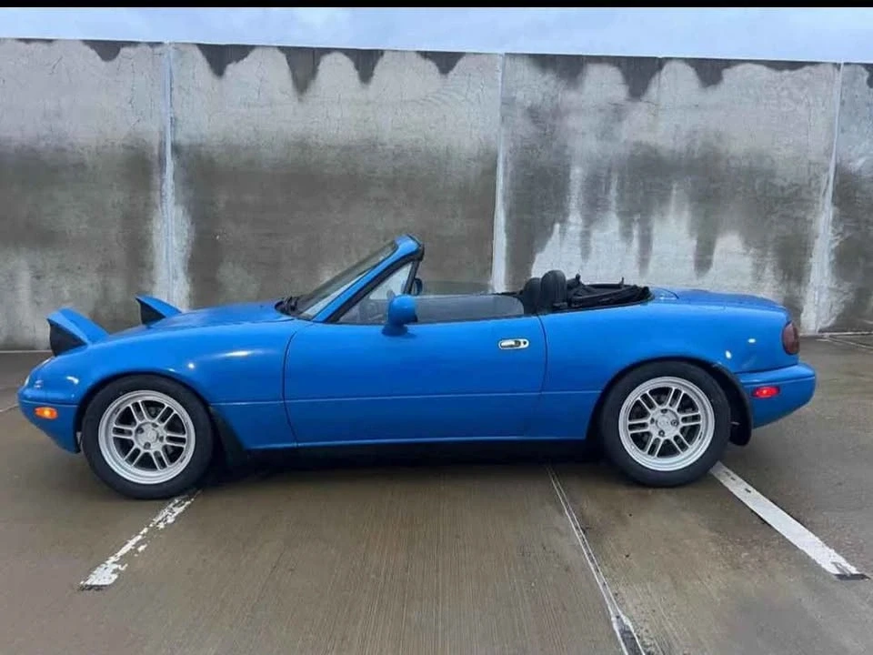 1993 Mazda NA MX-5 Miata - Image 6 of 9
