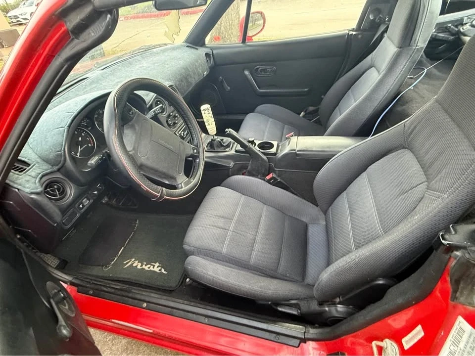 1993 Mazda NA MX-5 Miata - Image 7 of 9