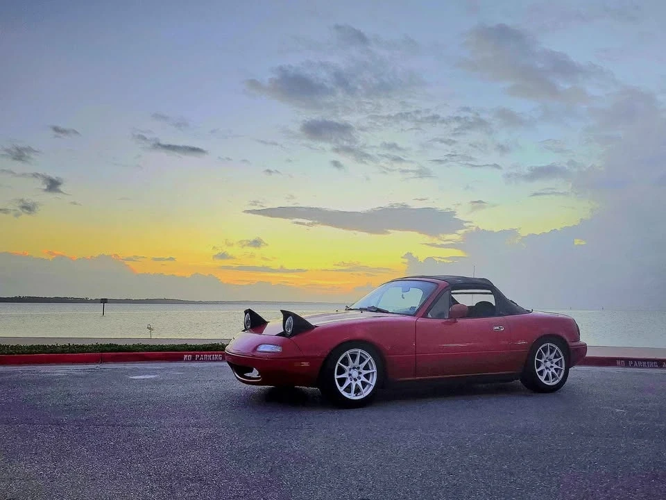 1993 Mazda NA MX-5 Miata - Image 6 of 17