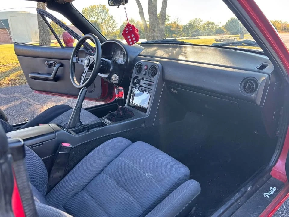 1993 Mazda NA MX-5 Miata - Image 12 of 14