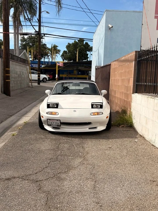 1993 Mazda NA MX-5 Miata - Image 2 of 7