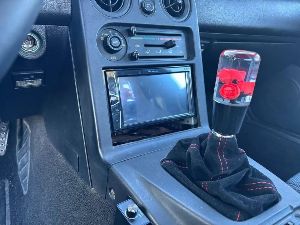 1993 Mazda NA MX-5 Miata - Image 11 of 14