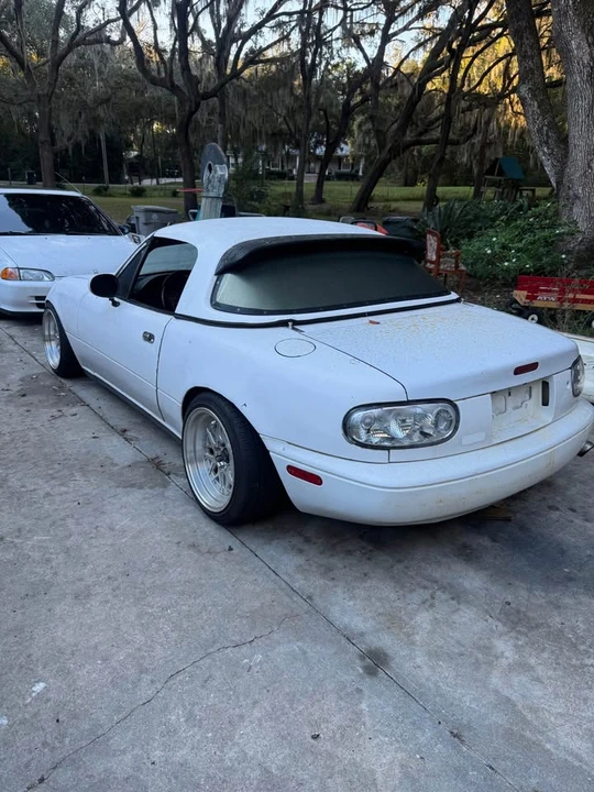 1993 Mazda NA MX-5 Miata - Image 2 of 13