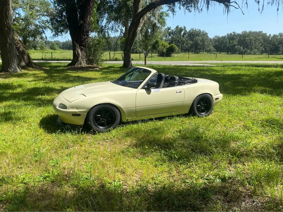 1993 Mazda NA MX-5 Miata - Image 2 of 11