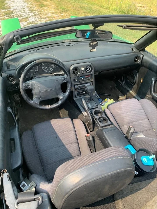 1993 Mazda NA MX-5 Miata - Image 9 of 13