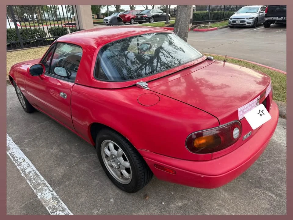 1993 Mazda NA MX-5 Miata - Image 9 of 10