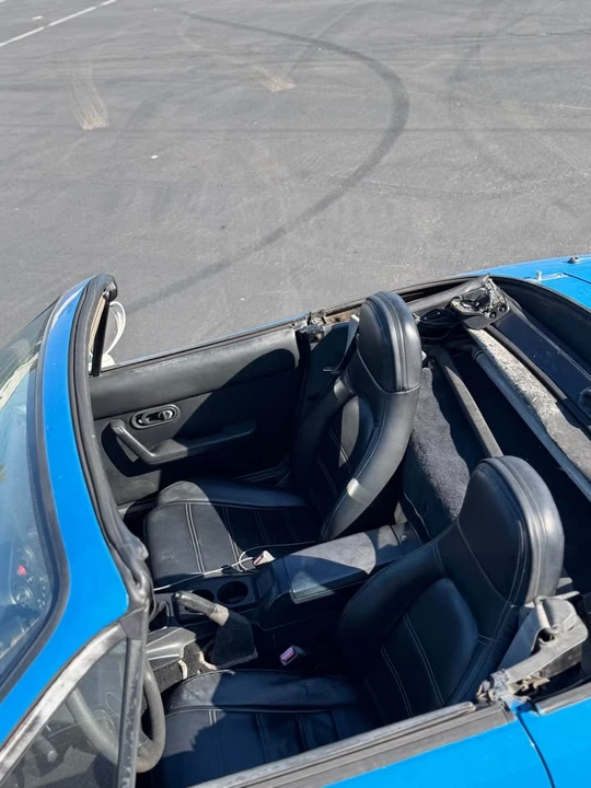 1993 Mazda NA MX-5 Miata - Image 7 of 8