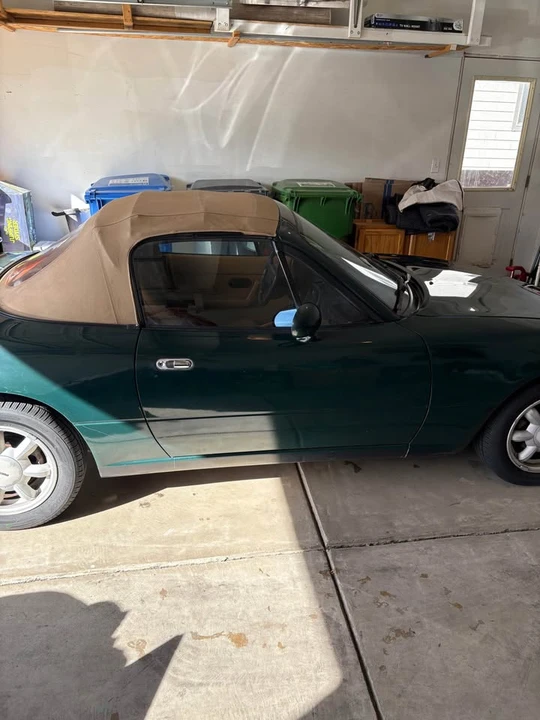 1993 Mazda NA MX-5 Miata - Image 2 of 11